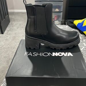 Women’s 10 Bootie